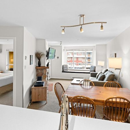 Bear Lodge One Bedroom By Mva Whistler Extérieur photo
