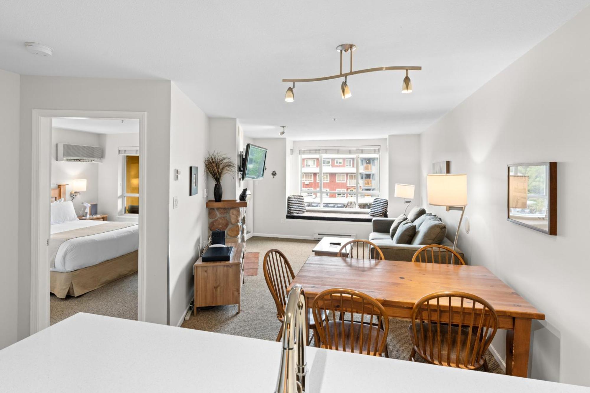 Bear Lodge One Bedroom By Mva Whistler Extérieur photo